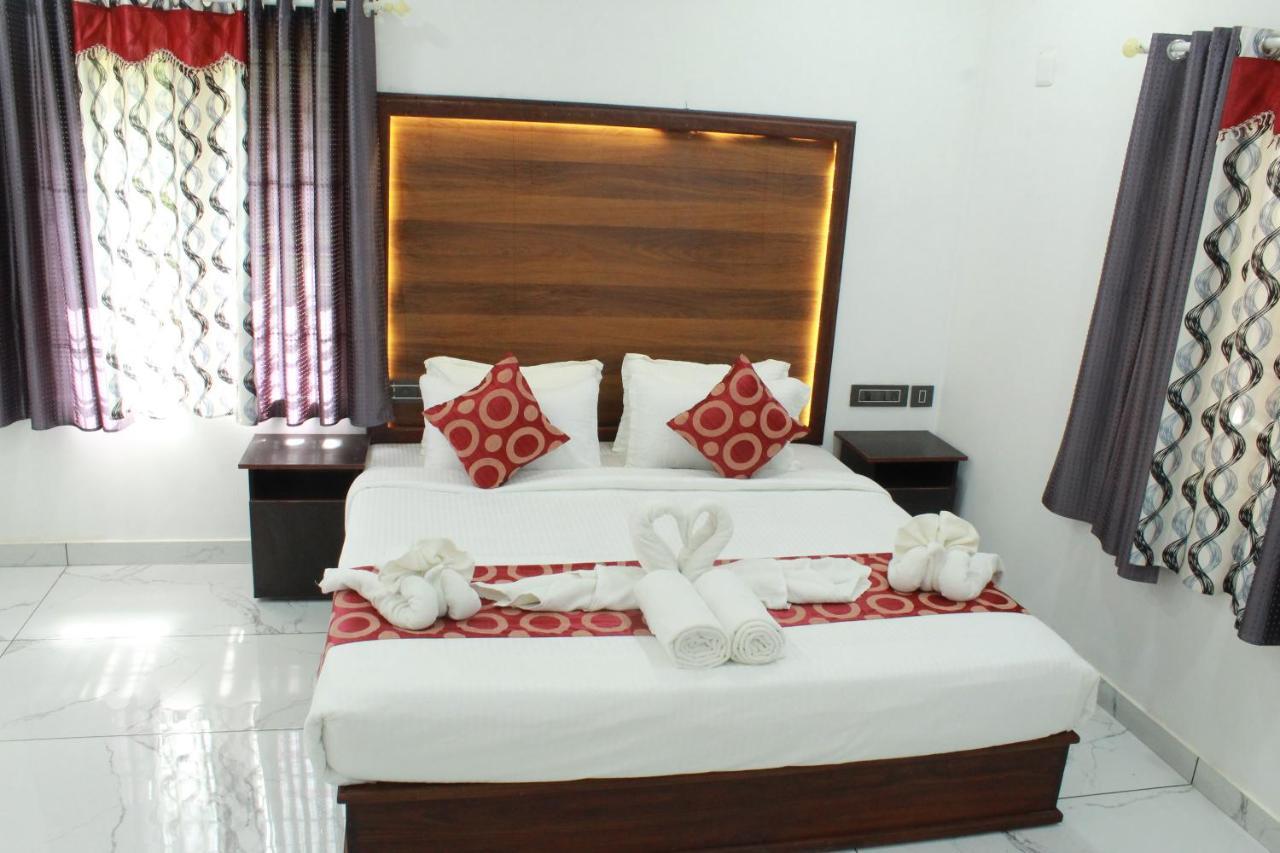 The Mountcourt Hotel มุนนาร์ ภายนอก รูปภาพ